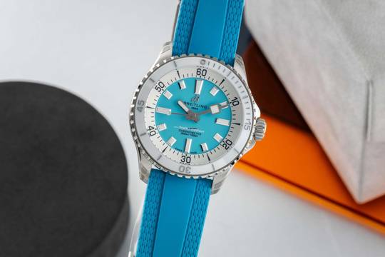  Breitling Superocean 36 Automatic 36 Stahl Damenuhr Ref. A17377211C1S1 