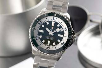 Thumbnail von Breitling Superocean 44 Automatic 44 Green Men's Watch Ref A17376A31L1A1