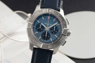 Breitling Avenger B01 Chronograph 44 Steel Automatic Ref. AB0147101C1X1 B&P New