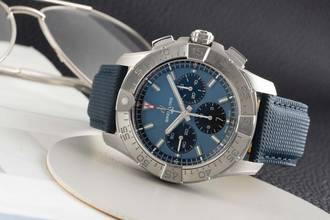 Thumbnail von Breitling Avenger B01 Chronograph 44 Steel Automatic Ref. AB0147101C1X1 B&P New