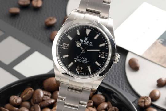  Rolex Explorer 39 Oyster Perpetual Edelstahl Automatik Ref. 214270 B&P 2015 