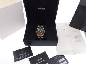 Thumbnail von Tudor Black Bay GMT Heritage GMT unworn safe watch in full set from 2022 LC 100 in the absolute full set with original purchase receipt, like new in the store