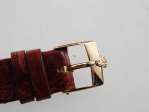 Thumbnail von Rolex Datejust 31 18 Karat Gelbgold Datejust 31 mm Medium mit Krokoband und original Schließe im Top Zustand von 1977 weiß / römisch