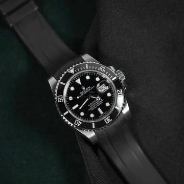  Rolex Submariner Date Rubber B Strap No Bracelet 