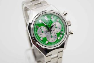 Thumbnail von Zenith Defy Chronograph USM Edition Green Dial Fullset with USM Cabinet from 2025 No. 51 of 60