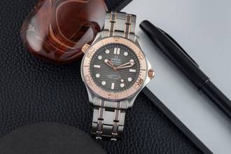 Thumbnail von Omega Seamaster Diver 300 M Co-Axial Titanium / Tantalum / Gold 210.60.42.20.99.001