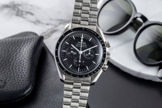  Omega Speedmaster Professional Moonwatch Chronograph Ref. 310.30.42.50.01.001 B&P 2022 