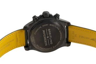 Thumbnail von Breitling Avenger Night Mission Chronograph Titan Ref V13317101L1X1