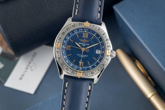  Breitling Antares World Blue Dial Stahl / Gold Automatik Herrenuhr Ref. B32047.1 