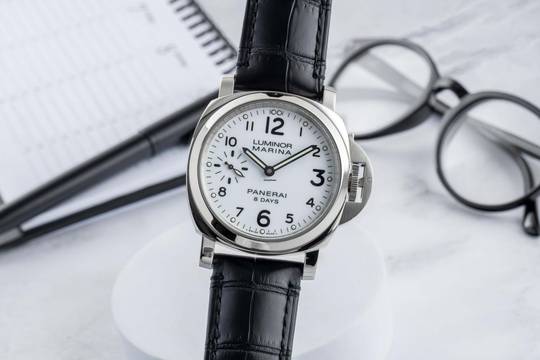  Panerai Luminor Marina 8 Days Handaufzug Edelstahl Herrenuhr Ref. PAM00563 