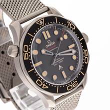 Thumbnail von Omega Seamaster Diver 300 M 007 Titanium James Bond – 210.90.42.20.01.001 – NEW 05/2026 Full Set