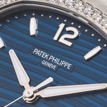 Thumbnail von Patek Philippe Nautilus 35 Diamond Bezel – 7118/1200A-001 – NEW & Unworn – 12/2025 Full Set