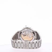 Thumbnail von Patek Philippe Nautilus 35 Diamond Bezel – 7118/1200A-001 – NEW & Unworn – 12/2025 Full Set