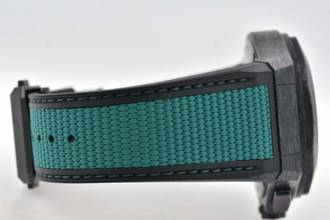 Thumbnail von Girard Perregaux Laureato Absolute Aston Martin Chronograph Limited 81060-41-3071-1CX F1 Carbon