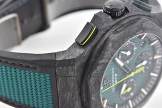Thumbnail von Girard Perregaux Laureato Absolute Aston Martin Chronograph Limited 81060-41-3071-1CX F1 Carbon