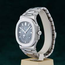 Thumbnail von Patek Philippe Nautilus Full Set aus 2016 Revision Juni 2025