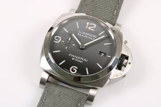 Thumbnail von Panerai Luminor Marina Grigio Roccia eSteel ref. PAM01358 - aus 2023 - Fullset