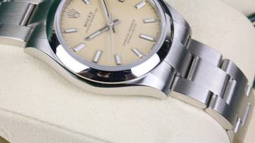 Thumbnail von Rolex Oyster Perpetual 31 Yellow Beige 277200 - New LC100 - Fullset 2026