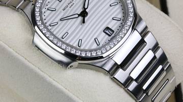 Thumbnail von Patek Philippe Nautilus Lady Nautilus 7118/1200A Steel - like New - Fullset 2019