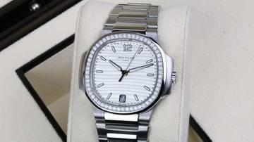 Thumbnail von Patek Philippe Nautilus Lady Nautilus 7118/1200A Steel - like New - Fullset 2019