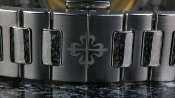 Thumbnail von Patek Philippe Nautilus Lady Nautilus 7118/1200A Steel - like New - Fullset 2019