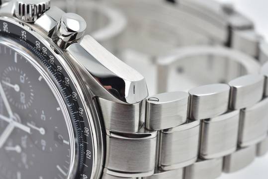  Omega Speedmaster Professional Moonwatch Chronograph Moonwatch Co-Axial 44mm 31130445001002 