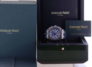 Thumbnail von Audemars Piguet Royal Oak Offshore Chronograph 42mm Chronograph blue Titan Sportler B+P