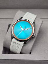 Thumbnail von H.Moser & Cie. Pioneer Centre Seconds Spiced Aqua 3201-1202 Turquoise fumé Unworn/New Condition Full Set 4/2026