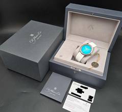 Thumbnail von H.Moser & Cie. Pioneer Centre Seconds Spiced Aqua 3201-1202 Turquoise fumé Unworn/New Condition Full Set 4/2026
