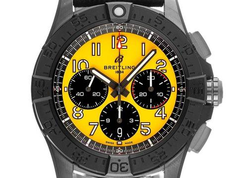  Breitling Avenger B01 Night Mission Ref.SB0147101I1X2 2025 Full Set Ungetragen Avenger B01 Chronograph Night Mission Faltschließe 