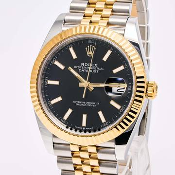  Rolex Datejust 41 Black Steel Gold – 126333 – like NEW – 2020 Full Set 