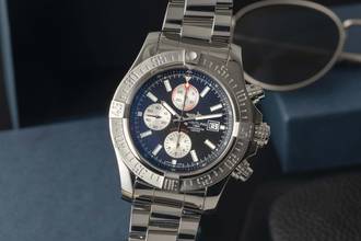  Breitling Super Avenger II Chronograph Stahl Automatik Ref. A1337111/BC29 