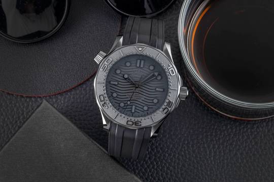  Omega Seamaster Diver 300 M Keramik Automatik 210.92.44.20.01.003 