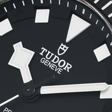  Tudor Pelagos 42 Titan – 25600TN– like NEW – 02/2022 Full Set 