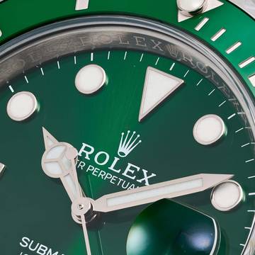  Rolex Submariner Date 40 Hulk – 116610LV – like NEW 
