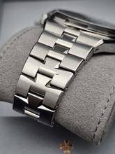 Thumbnail von Vacheron Constantin Overseas Dual Time 41mm 7920V/210A-B334 Blue Dial Unworn/New Condition Full Set 4/2026