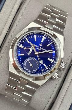  Vacheron Constantin Overseas Dual Time 41mm 7920V/210A-B334 Blue Dial Unworn/New Condition Full Set 4/2026 