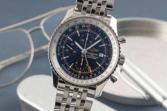  Breitling Navitimer World GMT Chronograph Edelstahl Automatik Ref. A24322 B&P 