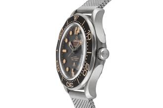 Thumbnail von Omega Seamaster Diver 300 M James Bond 007 Titanium Automatic 210.90.42.20.01.001