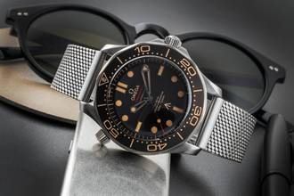 Thumbnail von Omega Seamaster Diver 300 M James Bond 007 Titanium Automatic 210.90.42.20.01.001