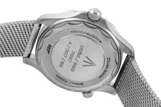 Thumbnail von Omega Seamaster Diver 300 M James Bond 007 Titanium Automatic 210.90.42.20.01.001