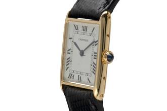 Thumbnail von Cartier Tank Arrondie 18k Gold Handaufzug Medium Ref. 96041 Klassiker
