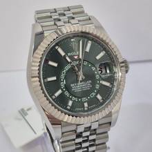 Thumbnail von Rolex Sky-Dweller Ouro Branco & Aço Mint Green Dial 42mm Completo