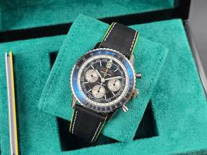 Thumbnail von Breitling Navitimer 1 B01 Chronograph 43mm EB01381A1B1X1 Aston Martin Aramco Formula Unworn New Condition 5-2026 Limited Edition