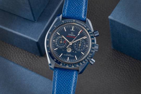  Omega Speedmaster Moonphase Moonwatch Chronograph Keramik 304.93.44.52.03.001 