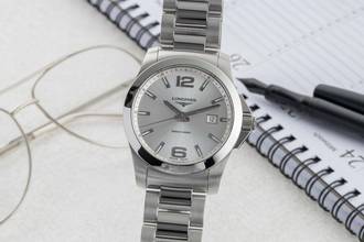 Longines Conquest 300M Edelstahl Datum Herrenuhr Ref. L3.659.4.76.6 Box 
