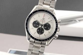  Omega Speedmaster Professional Moonwatch Panda Tokyo Olympics 2020 Ref. 522.30.42.30.04.001 
