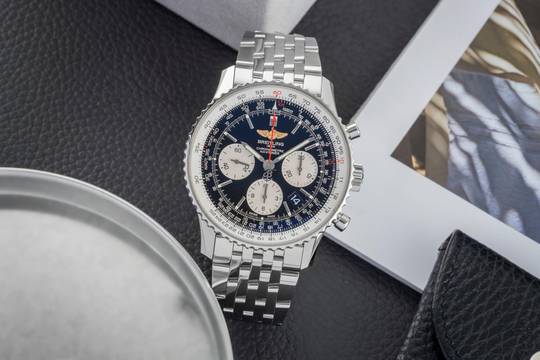  Breitling Navitimer 01 Chronograph Stahl Automatik Ref AB012012/BB01 Papers 2017 