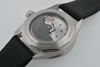 Thumbnail von Blancpain Fifty Fathoms Bathyscaphe 5000-1110-B52A