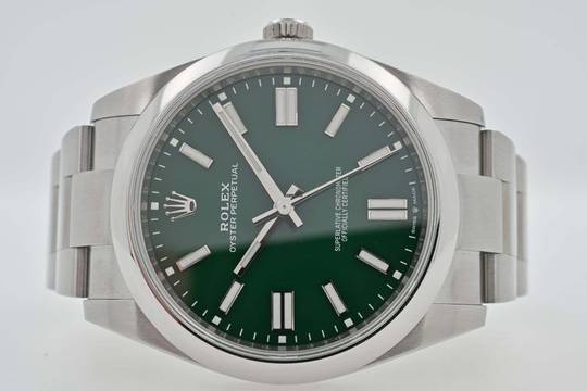  Rolex Oyster Perpetual 41 Automatik 124300 Green Grün Verde 